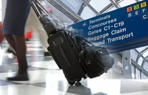 带轮行李箱将被禁止登机 还能不能一起飞翔